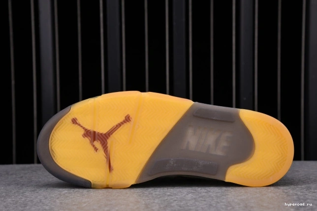 OFF-WHITE DH8565-100 Jordan Sail Retro 5 0807